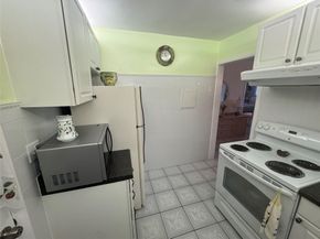 16900 NE 14th Ave 302, North Miami Beach FL 33162