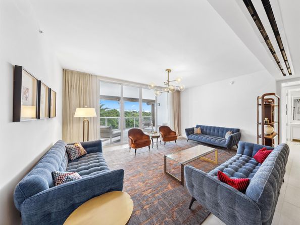 200 SE Mizner Boulevard 407, Boca Raton FL 33432