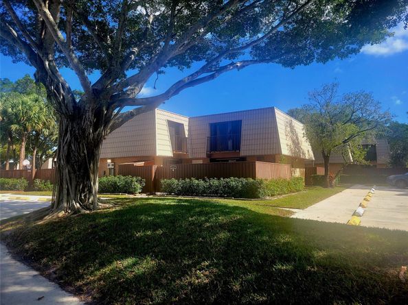 5321 53rd Way 5321, West Palm Beach FL 33409