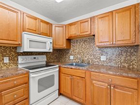 54 Newport C 54, Deerfield Beach FL 33442