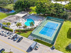 54 Newport C 54, Deerfield Beach FL 33442