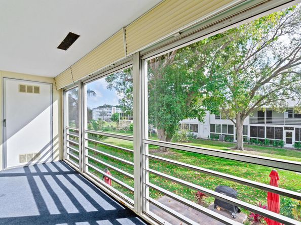 54 Newport C 54, Deerfield Beach FL 33442