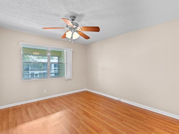 54 Newport C 54, Deerfield Beach FL 33442