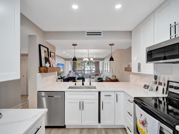 6193 Balboa Circle 201, Boca Raton FL 33433