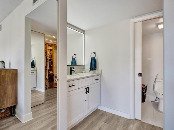 6193 Balboa Circle 201, Boca Raton FL 33433