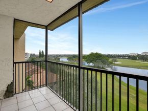 3300 W Rolling Hills Cir 701, Davie FL 33328