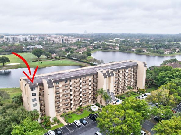 3300 W Rolling Hills Cir 701, Davie FL 33328