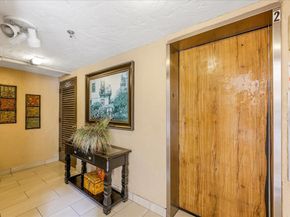 3300 W Rolling Hills Cir 701, Davie FL 33328