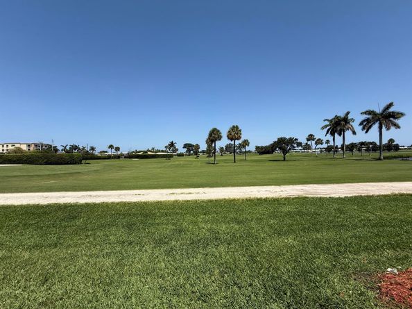 100 Golfview Terrace 114, Boynton Beach FL 33426