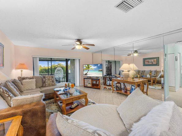 8305 Casa Del Lago F, Boca Raton FL 33433