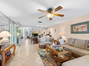 8305 Casa Del Lago F, Boca Raton FL 33433