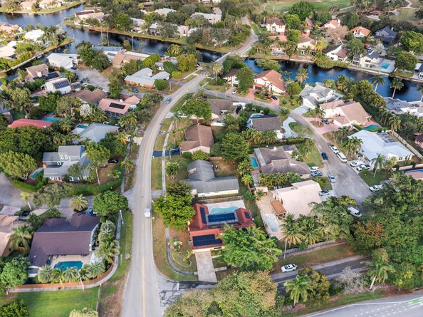 8305 Casa Del Lago F, Boca Raton FL 33433