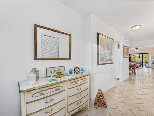 8305 Casa Del Lago F, Boca Raton FL 33433