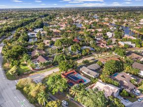 8305 Casa Del Lago F, Boca Raton FL 33433