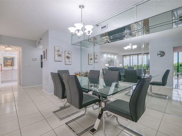 7300 Radice Ct 404, Lauderhill FL 33319