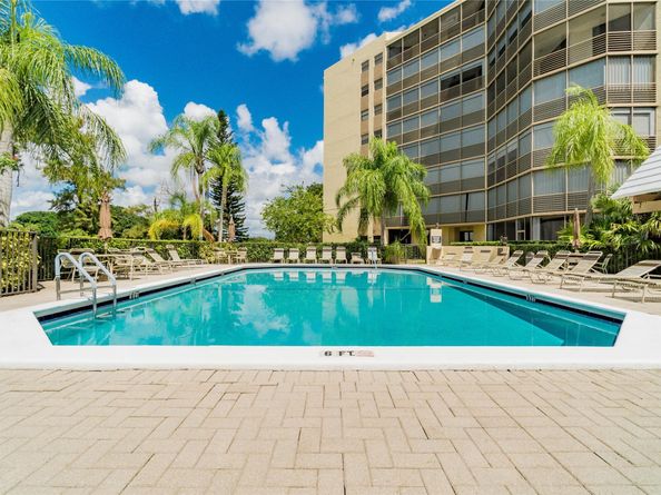 7300 Radice Ct 404, Lauderhill FL 33319