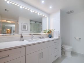 7300 Radice Ct 404, Lauderhill FL 33319