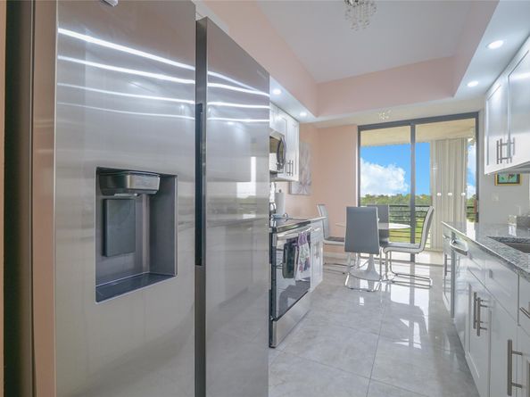 7300 Radice Ct 404, Lauderhill FL 33319