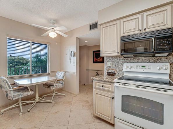 7301 Amberly Lane 407, Delray Beach FL 33446