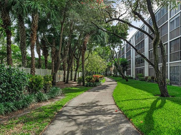 7301 Amberly Lane 407, Delray Beach FL 33446