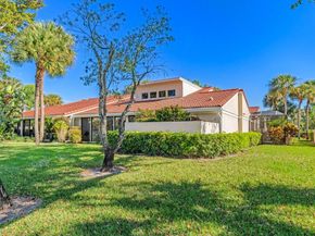 19 Glens Drive W, Boynton Beach FL 33436