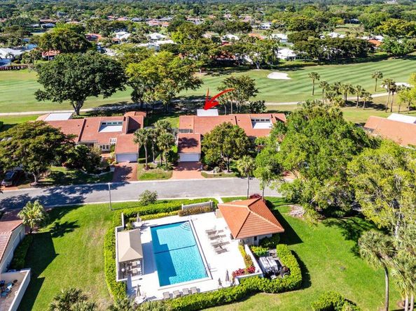 19 Glens Drive W, Boynton Beach FL 33436
