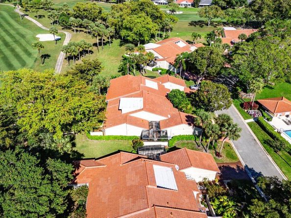 19 Glens Drive W, Boynton Beach FL 33436