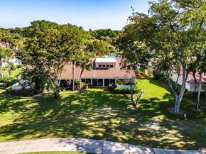 19 Glens Drive W, Boynton Beach FL 33436