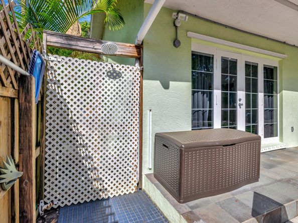 316 Seminole Ave, Fort Lauderdale FL 33312