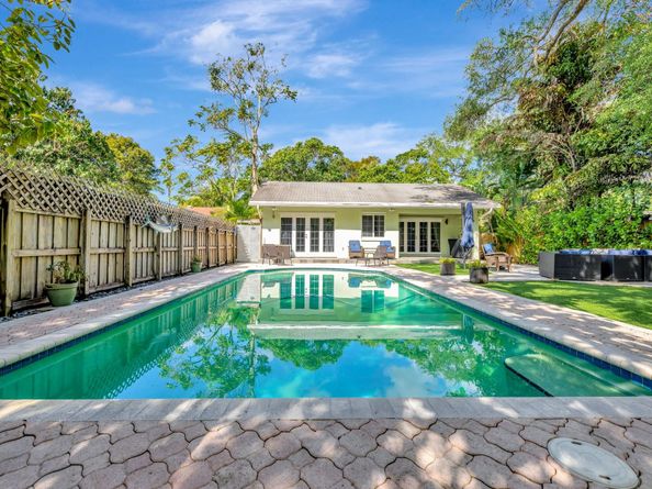 316 Seminole Ave, Fort Lauderdale FL 33312