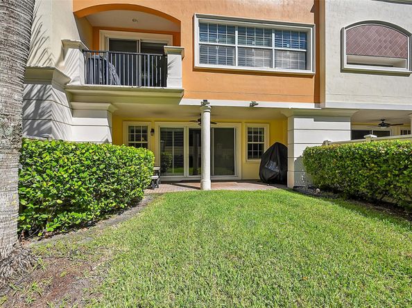 604 NE Francesca Lane, Boca Raton FL 33487