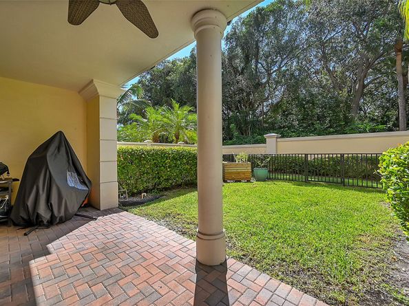 604 NE Francesca Lane, Boca Raton FL 33487