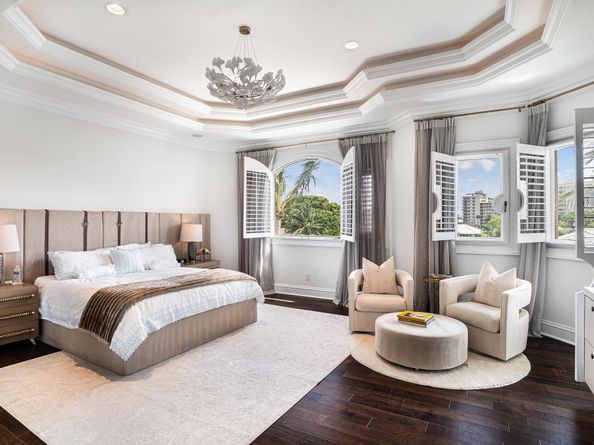 4050 NE 30TH Ave, Lighthouse Point FL 33064