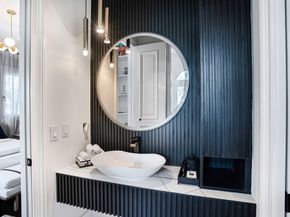 4050 NE 30TH Ave, Lighthouse Point FL 33064