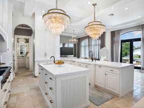 4050 NE 30TH Ave, Lighthouse Point FL 33064