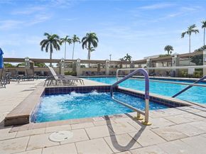 4301 Martinique Cir H2, Coconut Creek FL 33066