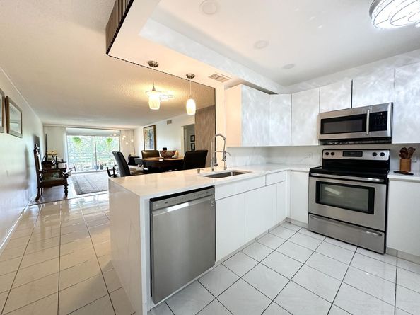 4301 Martinique Cir H2, Coconut Creek FL 33066
