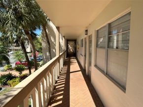 4301 Martinique Cir H2, Coconut Creek FL 33066