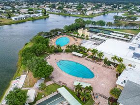 231 Dorchester J, West Palm Beach FL 33417