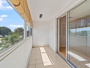 231 Dorchester J, West Palm Beach FL 33417