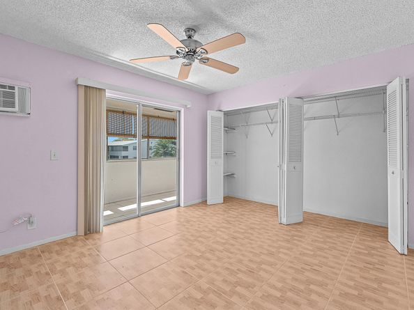 231 Dorchester J, West Palm Beach FL 33417