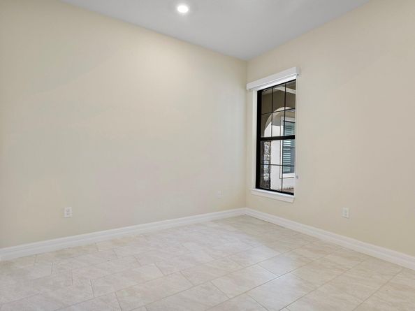 21908 Canadensis Circle 101, Boca Raton FL 33428