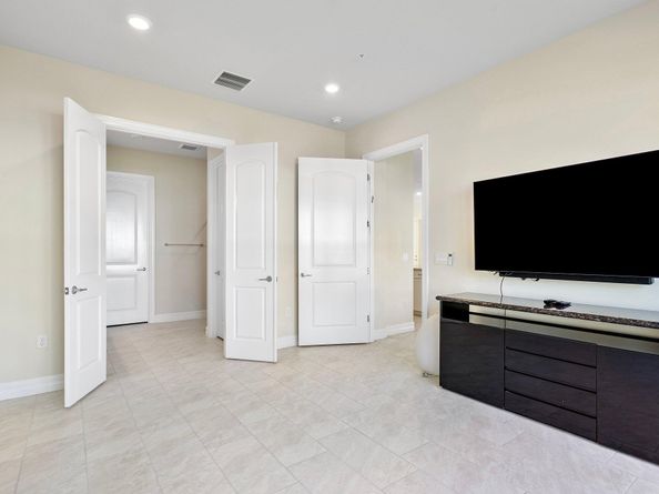 21908 Canadensis Circle 101, Boca Raton FL 33428
