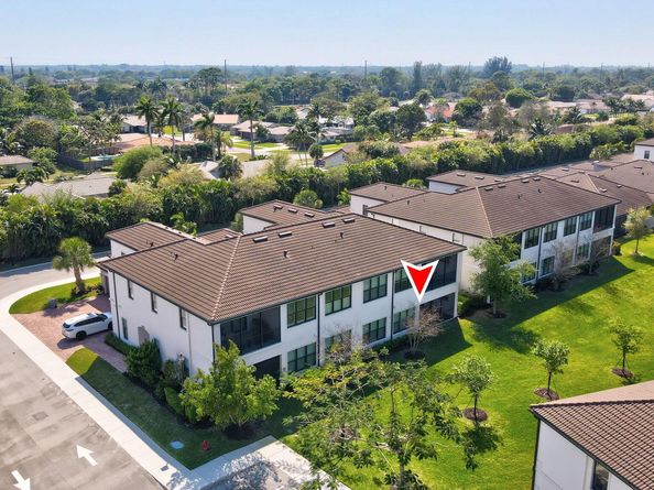 21908 Canadensis Circle 101, Boca Raton FL 33428