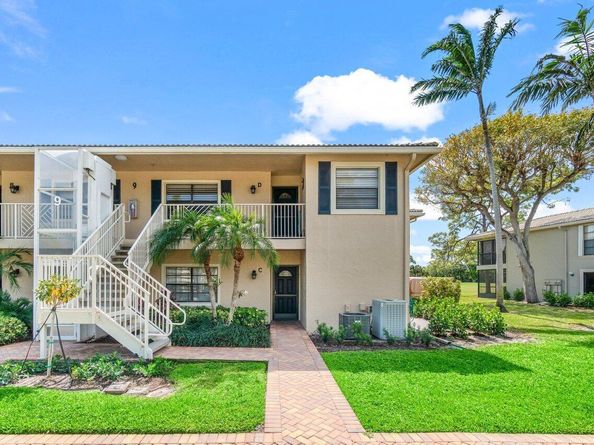 9 Stratford Drive D, Boynton Beach FL 33436