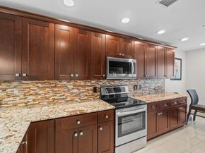 9 Stratford Drive D, Boynton Beach FL 33436
