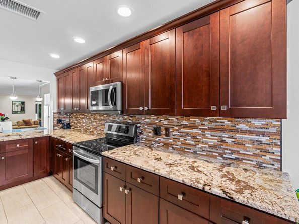 9 Stratford Drive D, Boynton Beach FL 33436