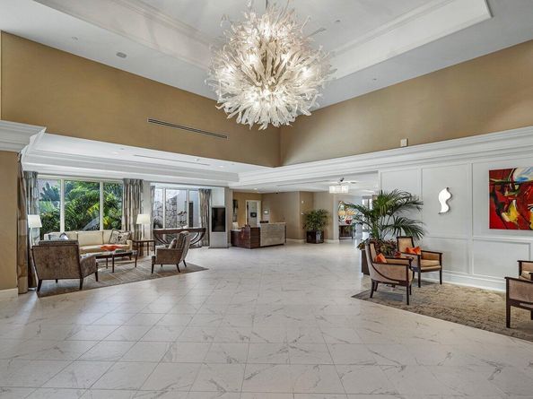9 Stratford Drive D, Boynton Beach FL 33436
