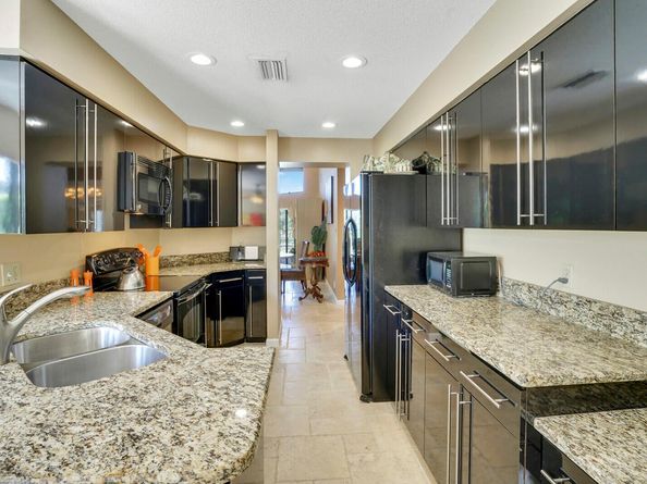1151 Sand Drift Way C, West Palm Beach FL 33411