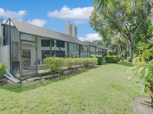 1151 Sand Drift Way C, West Palm Beach FL 33411